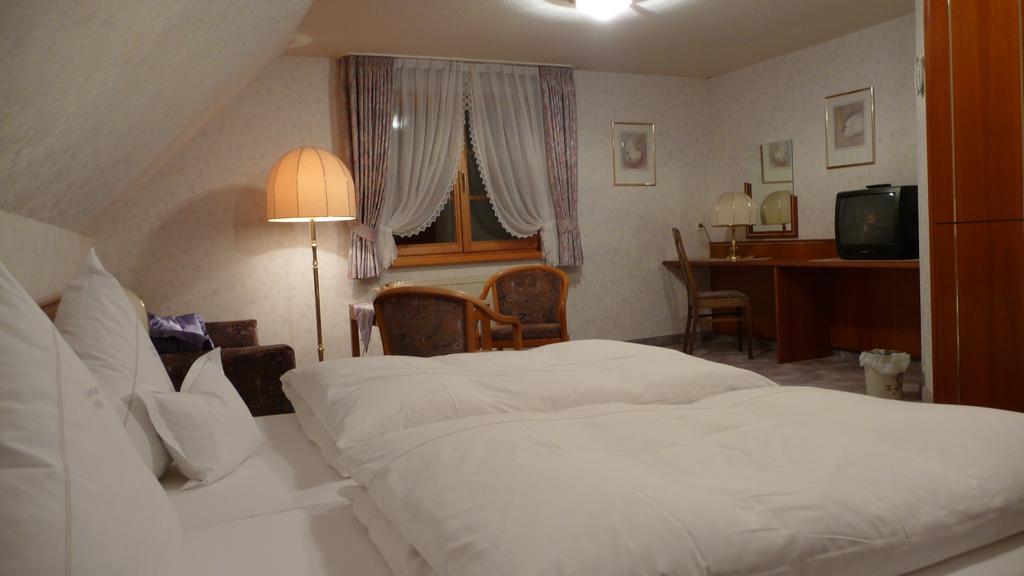 Hotel Restaurant Landhaus Koehle Neukirch  Екстериор снимка