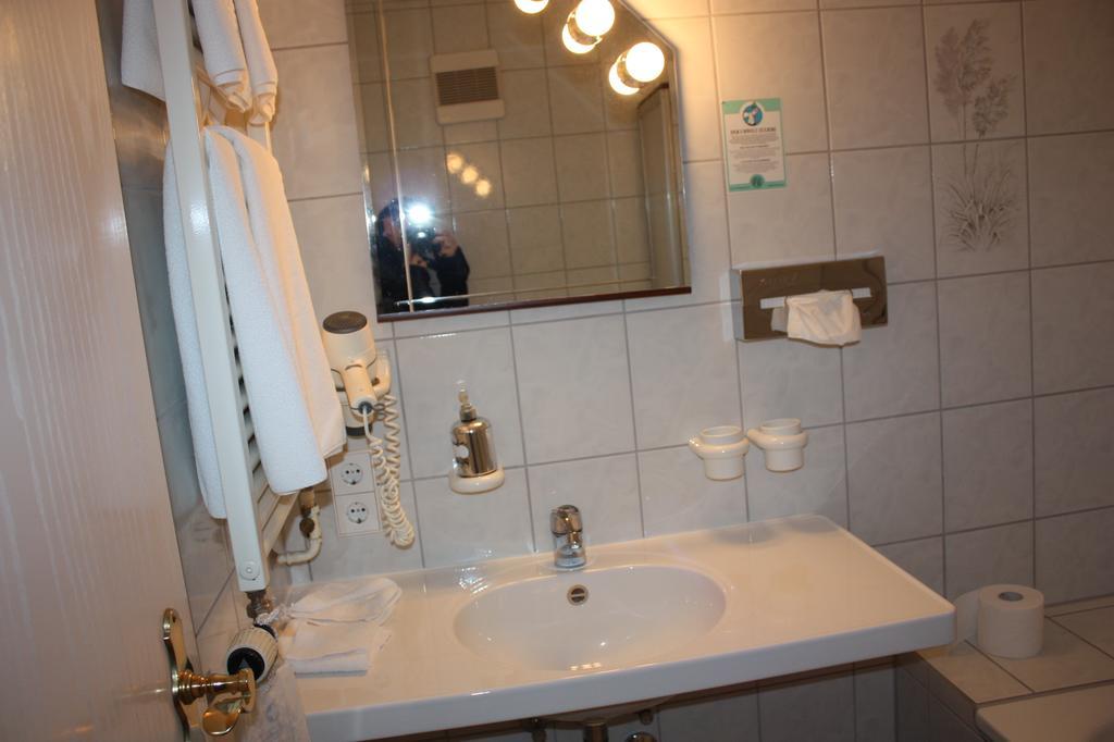 Hotel Restaurant Landhaus Koehle Neukirch  Екстериор снимка